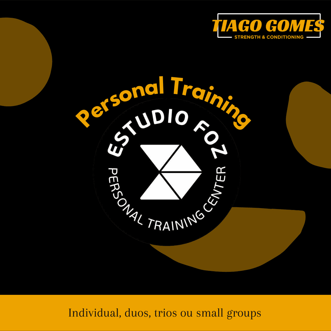 Advertisement for Estudio Foz Personal Training Center offering individual and group training sessions.